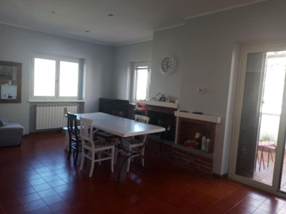Appartamento Luminosissimo Con Vista Panoramica Marina di Cerveteri Eksteriør billede