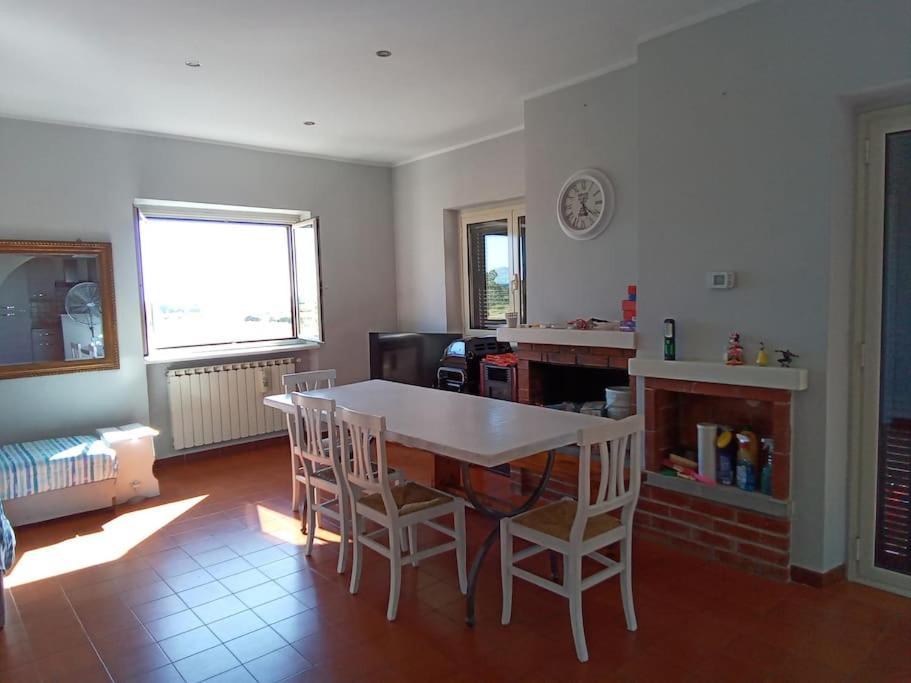 Appartamento Luminosissimo Con Vista Panoramica Marina di Cerveteri Eksteriør billede